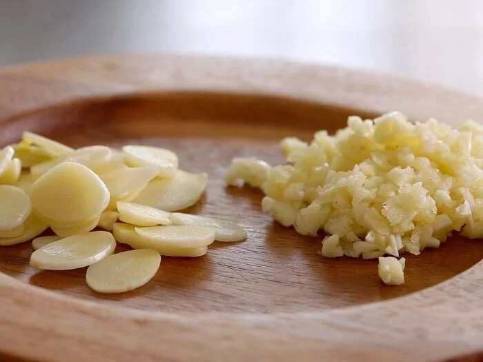Proven benefits and side effects - garlic